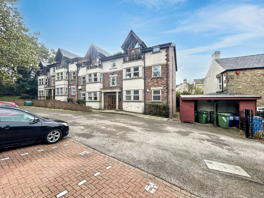 2 bed flat for saleNunn Gardens, Fellside Road, Whickham, Newcastle Upon Tyne NE16