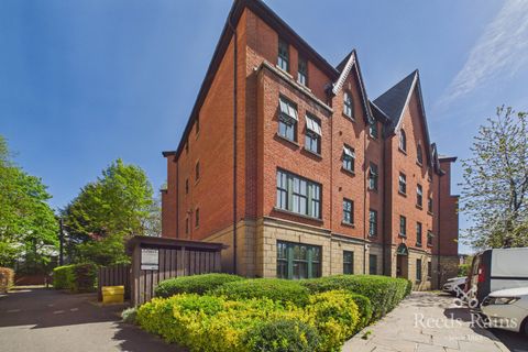 Hadfield Close, Manchester, Greater Manchester M14
