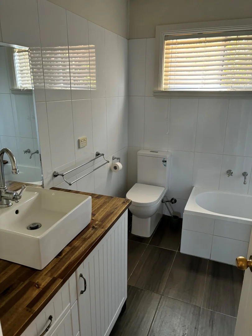 Additional image 11 of 5 Hyman Street, North Tamworth NSW 2340