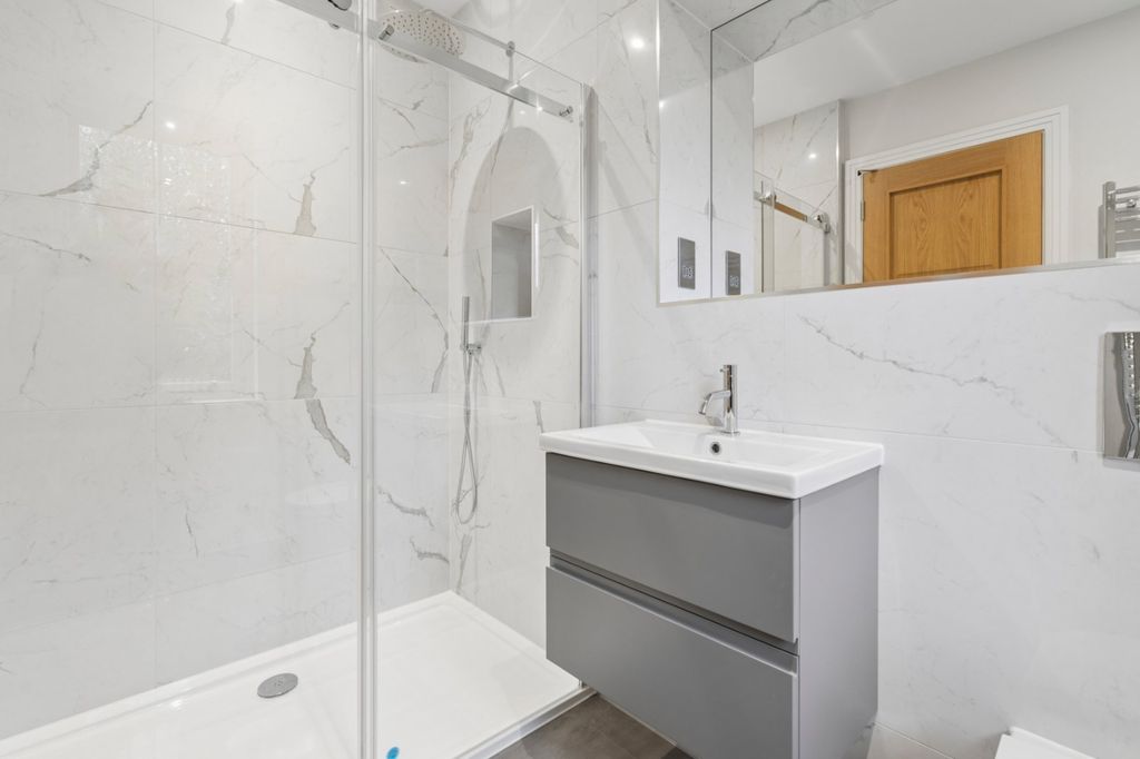 Additional image 17 of 5 bed country house for saleHedsor Road, Bourne End, Buckinghamshire SL8