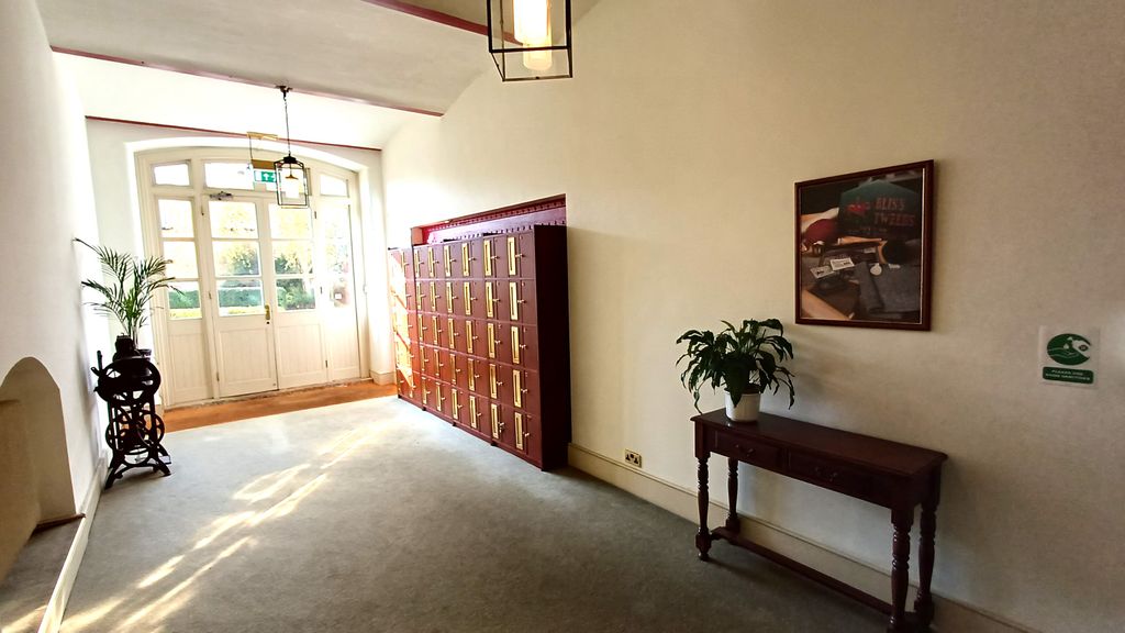 Additional image 5 of 1 bed flat for saleBliss Mill, Chipping Norton OX7