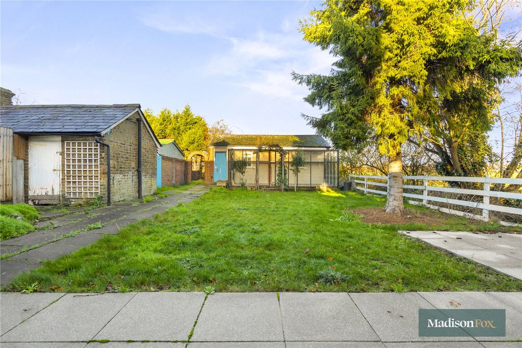 Additional image 22 of 2 bed end terrace house for saleForest Road, Ilford IG6