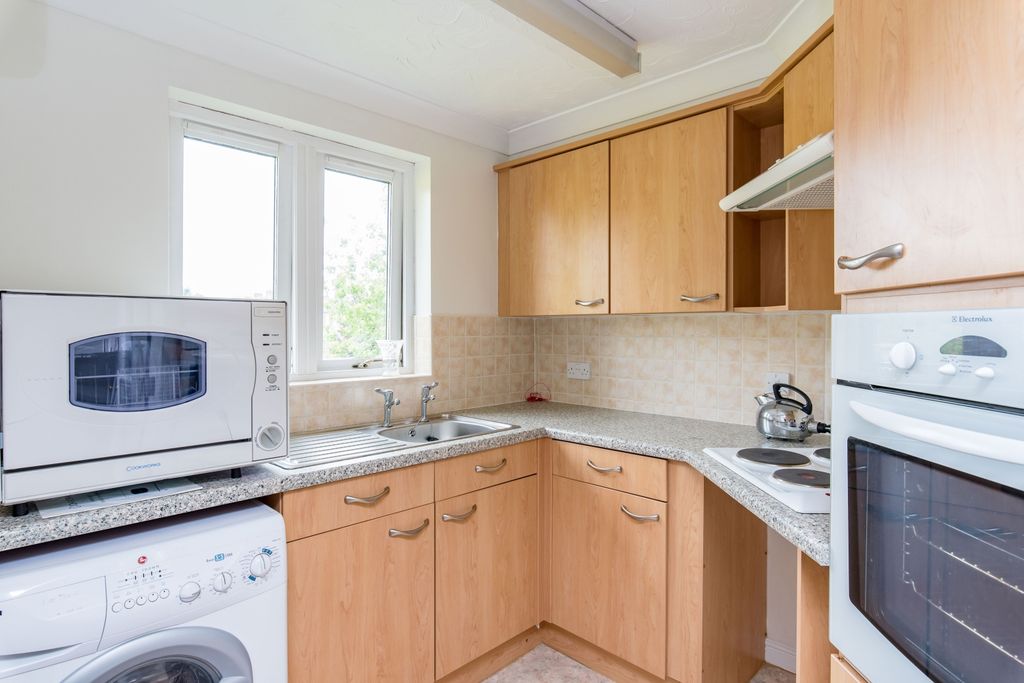 Additional image 4 of 1 bed flat for saleGeorgian Court, Spalding, Lincolnshire PE11