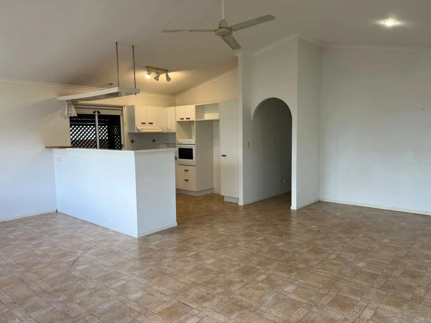 7 Bay Drive, Urraween QLD 4655 photo 4