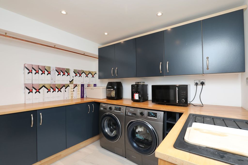 Additional image 16 of 4 bed detached house for saleThe Retreat, Bridgend, Bridgend County CF31