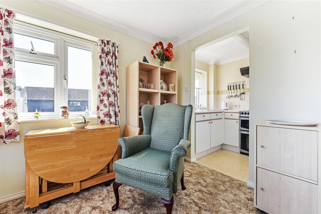 Additional image 8 of 1 bed flat for saleWindmill Court, East Wittering, Chichester PO20