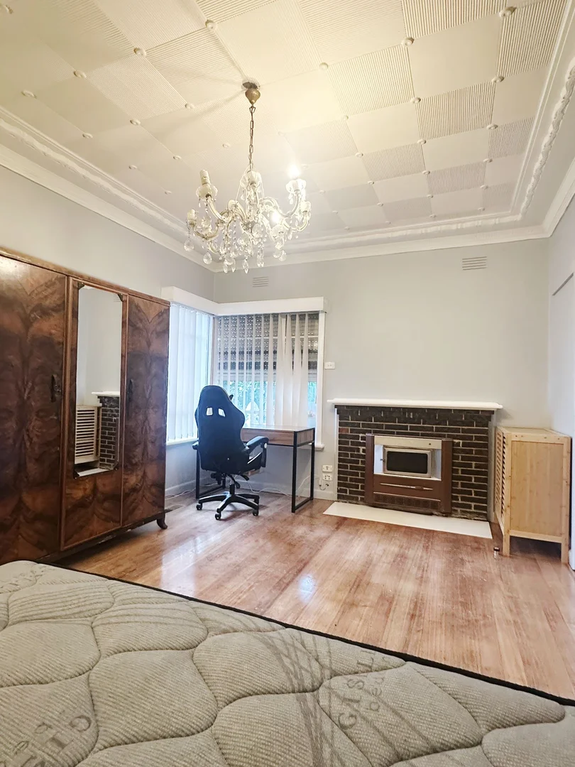 Additional image 10 of 4 Primula Avenue, Brooklyn VIC 3012