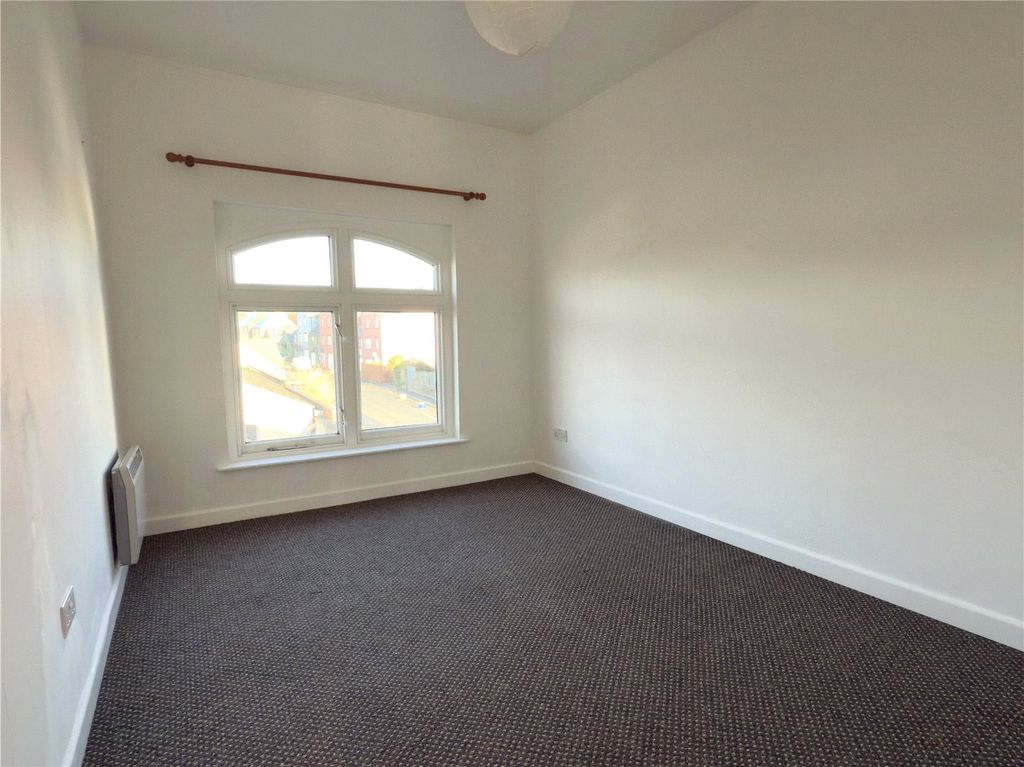 Additional image 4 of 2 bed flat for salePicton Terrace, Narberth, Pembrokeshire SA67