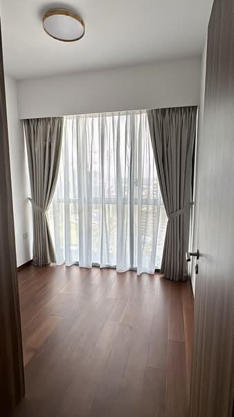 Lentor Central photo 2