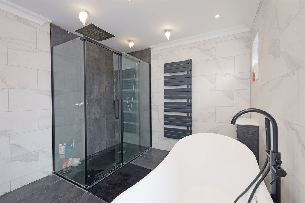 Additional image 15 of 3 bed detached house for saleSleaford Road PE21