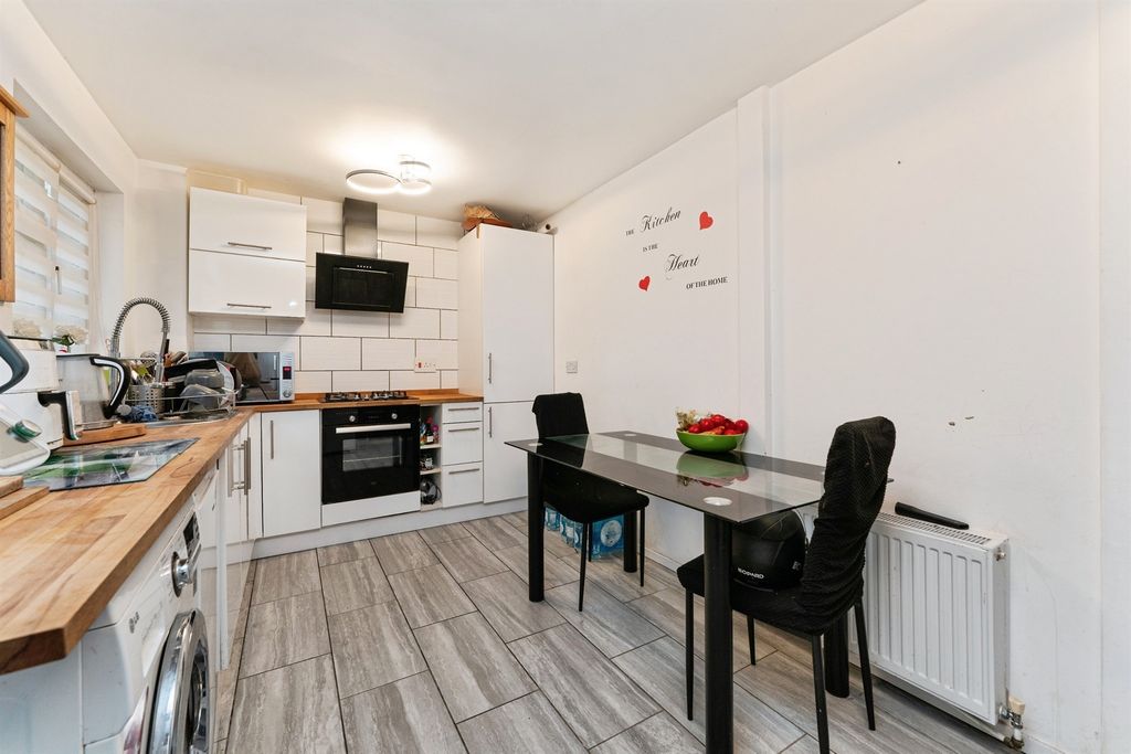 Additional image 6 of 3 bed semi-detached house for saleWillow Close, Brandon IP27