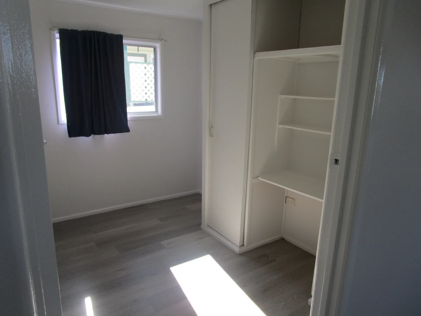 31 Spring Street, Deception Bay QLD 4508 photo 5