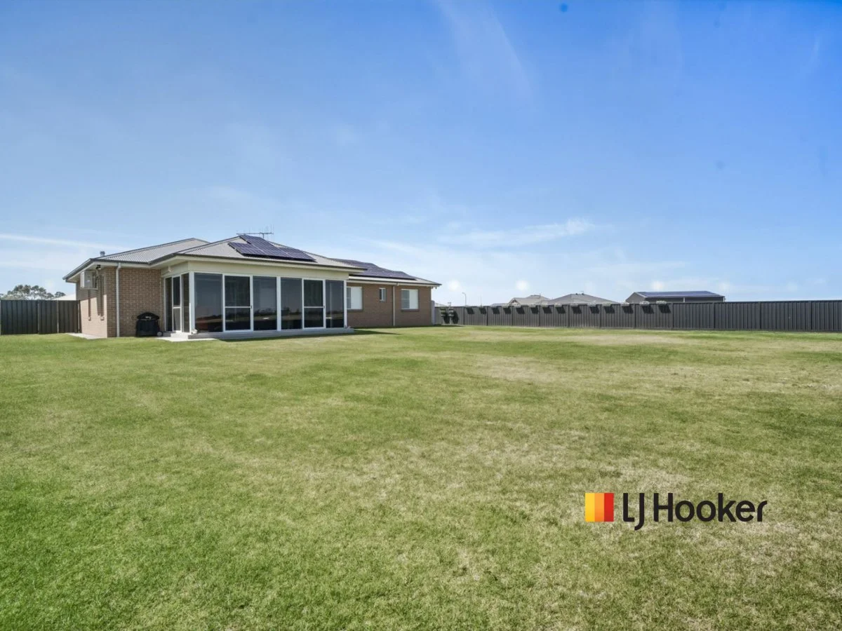 Additional image 19 of 14 Kingsford Smith Place, Narromine NSW 2821