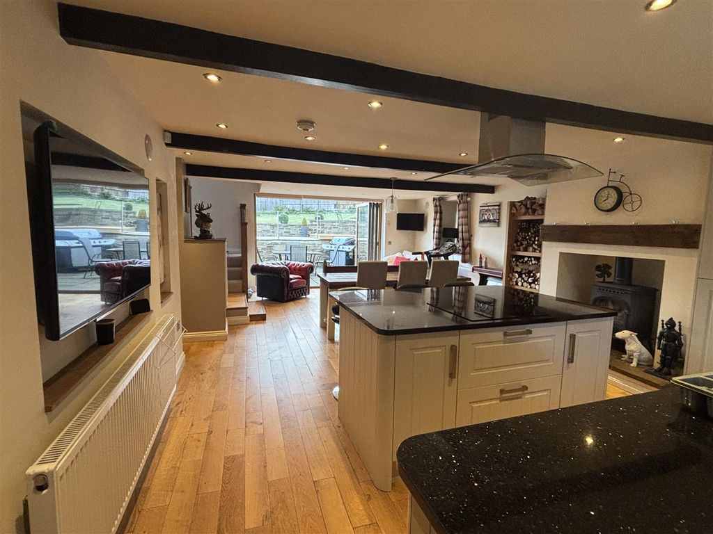 Additional image 2 of 5 bed detached house for saleNew Houses, Back Lyon Street, Queensbury BD13