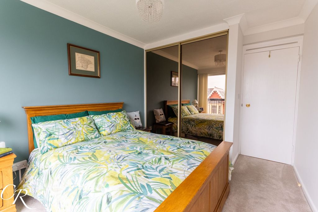 Additional image 11 of 2 bed flat for saleWestern Road, Cheltenham GL50