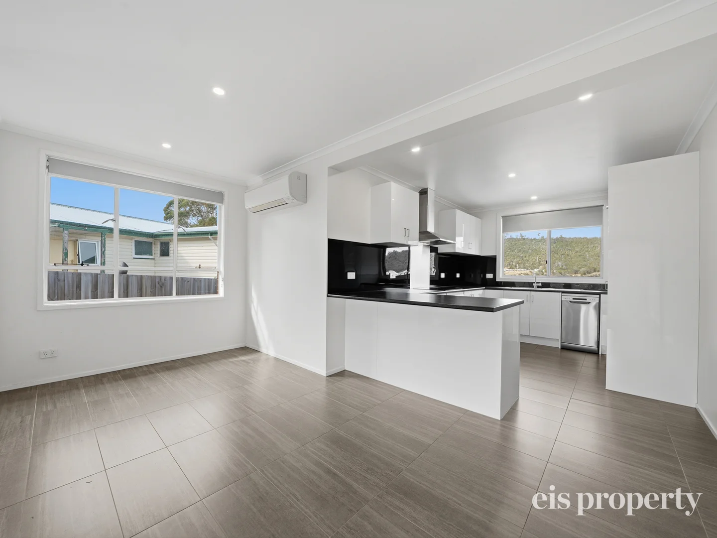 Additional image 4 of 53 Currajong Street, Mornington TAS 7018