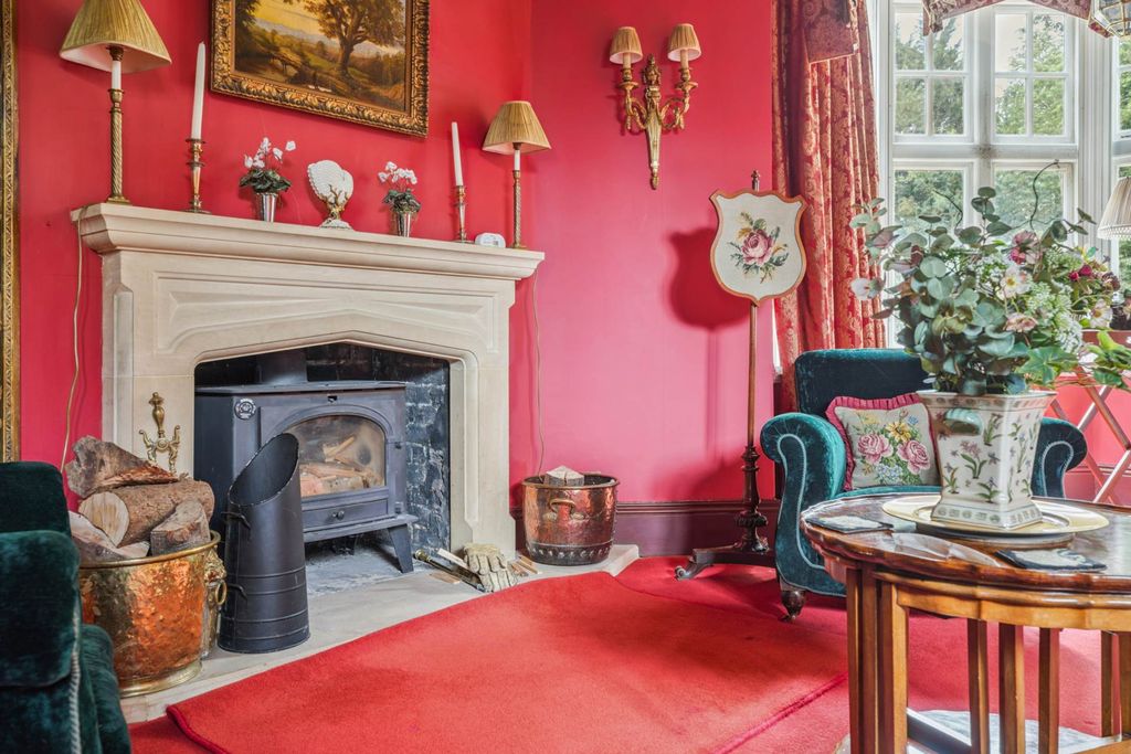 Additional image 7 of 7 bed property for saleStewkley Road, Soulbury LU7
