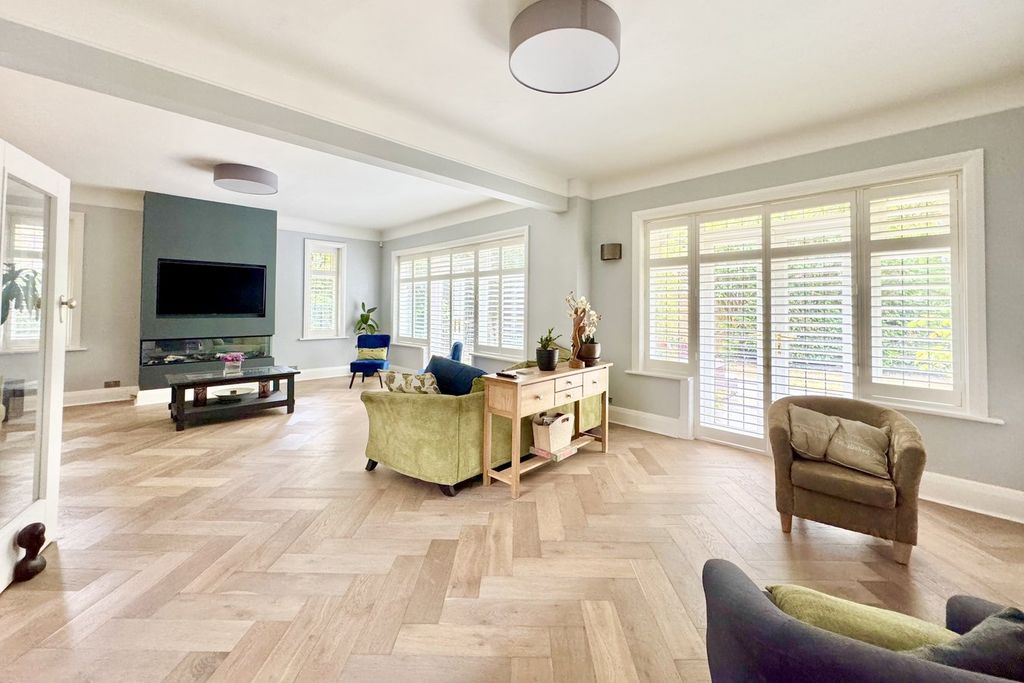 Additional image 8 of 6 bed detached house for saleGlenferness Avenue, Talbot Woods, Bournemouth BH3
