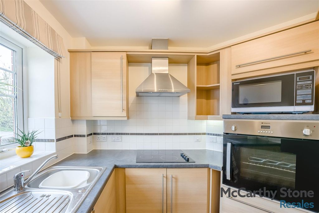 Additional image 12 of 1 bed flat for saleCopthorne Road, Shrewsbury SY3
