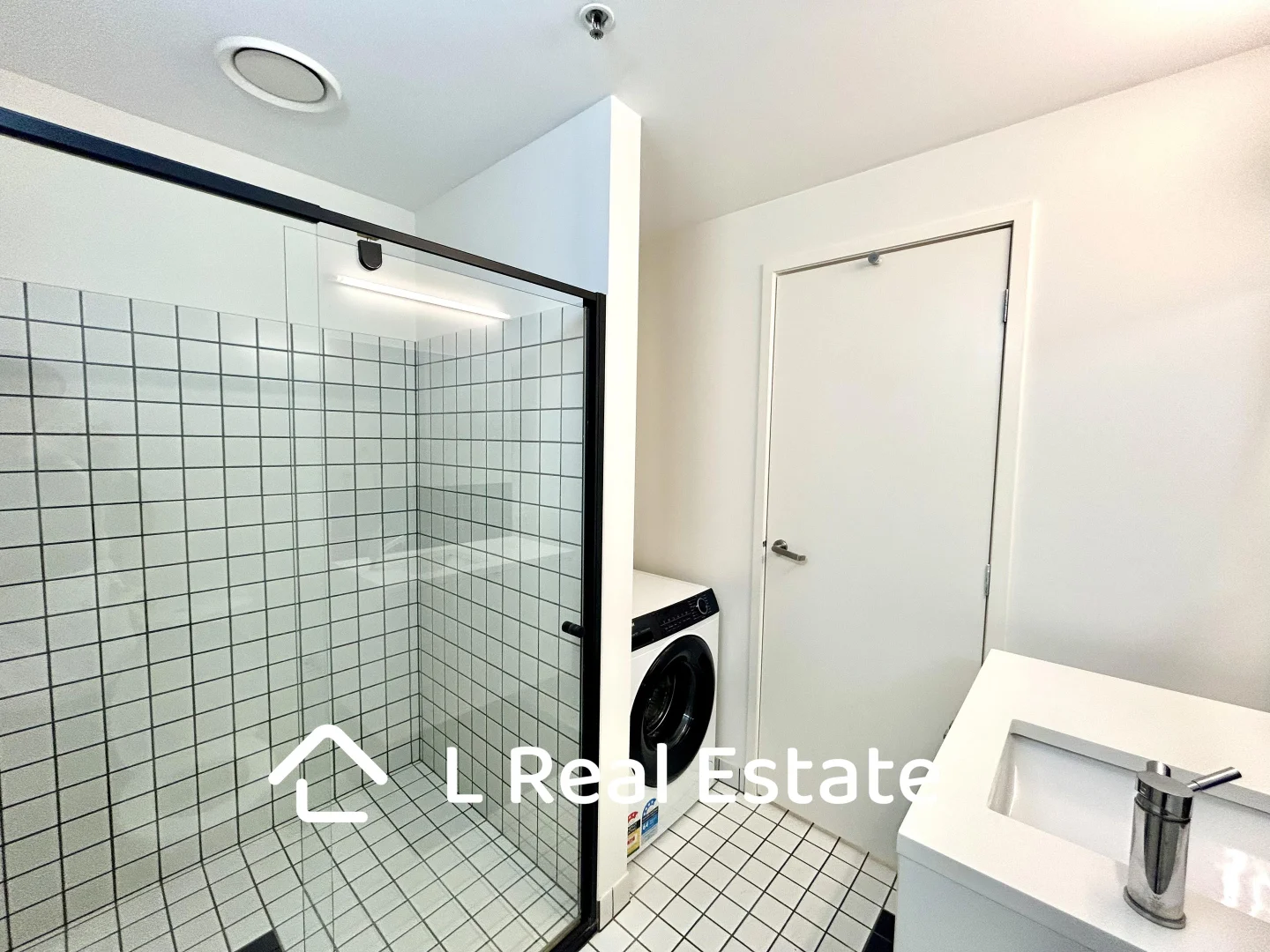 Additional image 8 of 3305/31 Abeckett Street, Melbourne VIC 3000