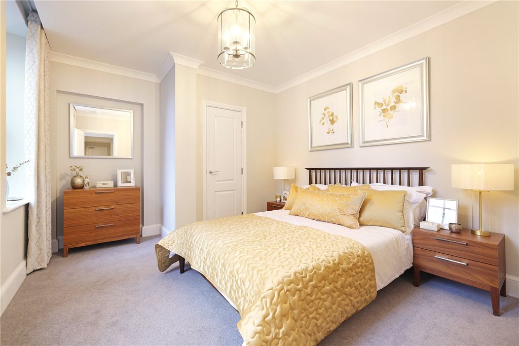 Additional image 10 of 2 bed flat for saleHall Garden, Binfield, Bracknell RG42
