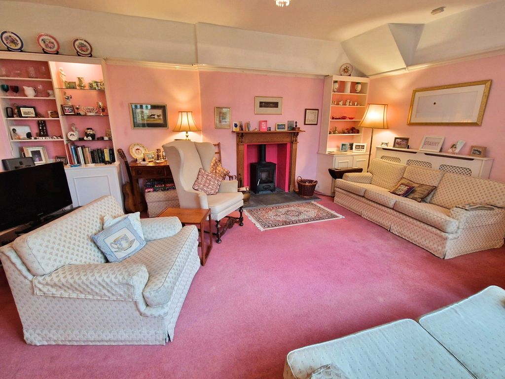 Additional image 6 of 4 bed semi-detached house for sale3 Clevis Hill, Newton Village, Porthcawl CF36