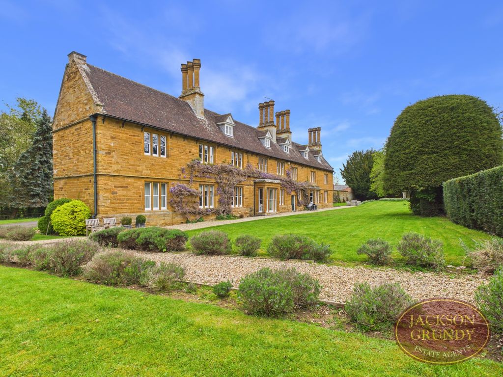 2 bed flat for saleMain Street, Cottesbrooke NN6