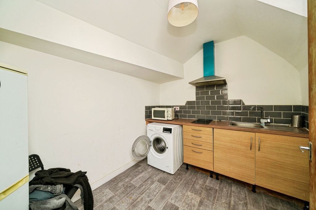 Additional image 13 of 4 bed semi-detached house for saleKnowsley Road, Bootle L20