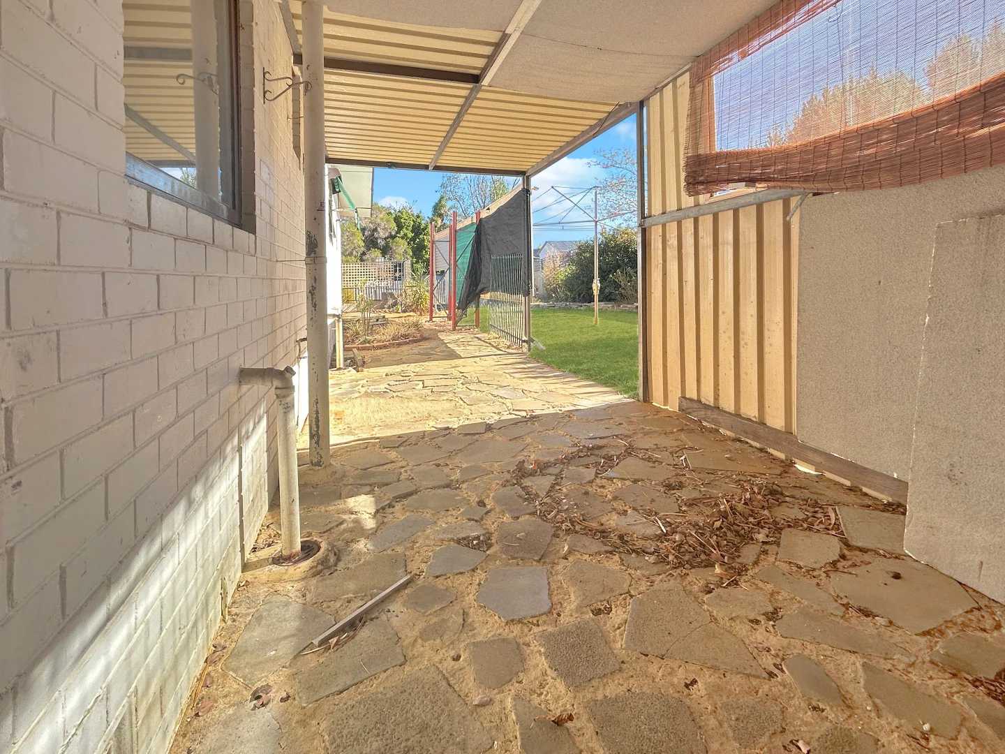 Additional image 14 of 27 Banksia Rd, Camillo WA 6111