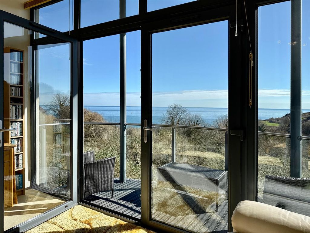 Additional image 4 of 2 bed flat for saleSt. Marys Drive, Brixham TQ5