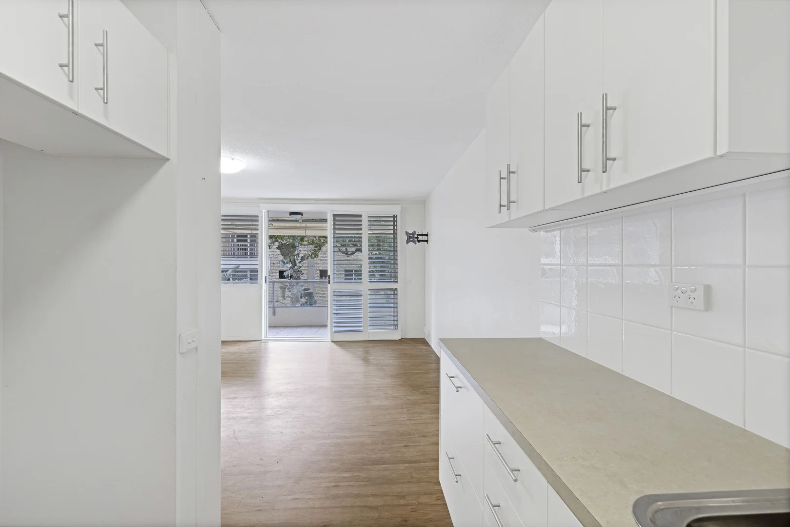 Additional image 5 of 5/280 Hedges Avenue, Mermaid Beach QLD 4218