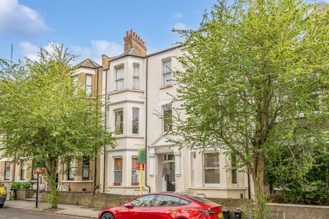 Mowll Street, Oval, London SW9