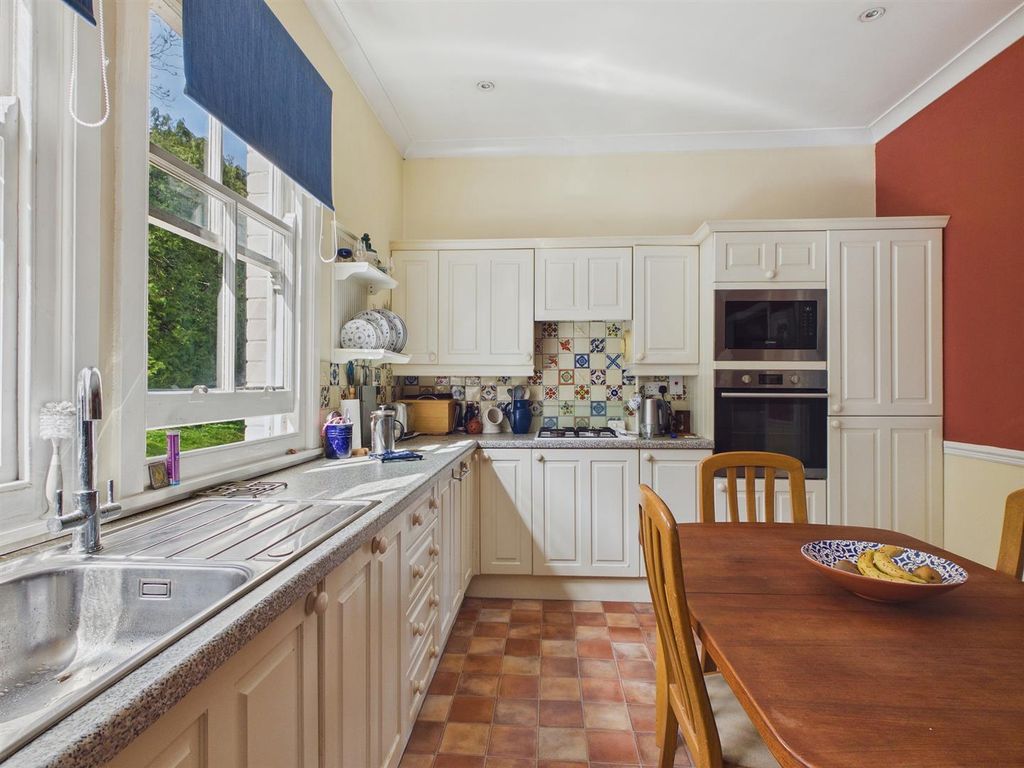 Additional image 12 of 3 bed flat for saleCowleigh Road, Malvern WR14