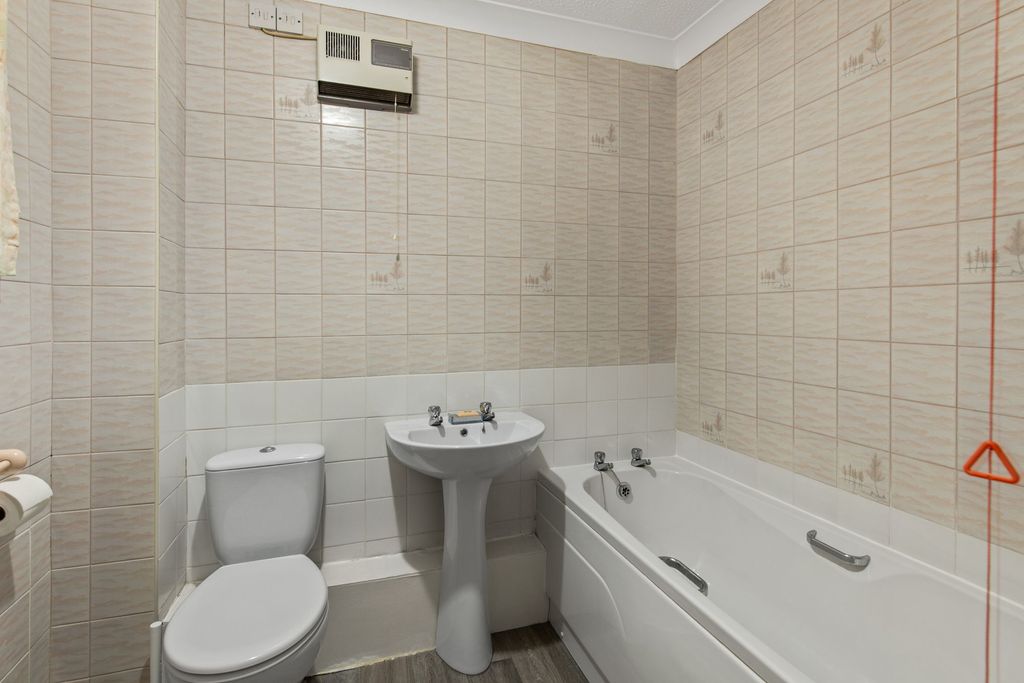 Additional image 9 of 1 bed flat for saleWilloughby Road, Boston PE21