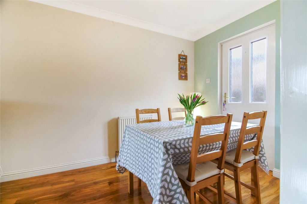 Additional image 6 of 3 bed terraced house for saleOld School Square, Kilbarchan PA10