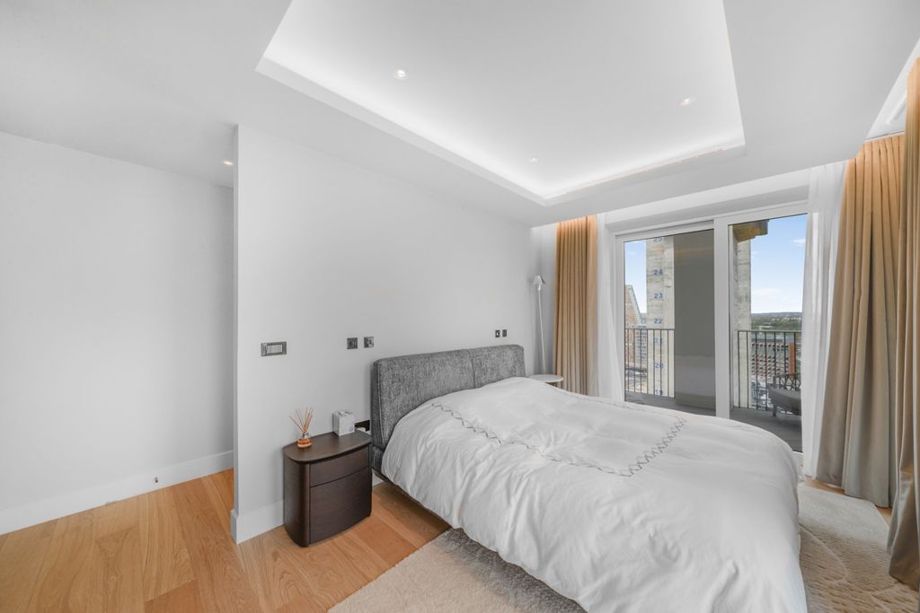 Additional image 18 of 3 bed flat for saleCascade Way, White City W12