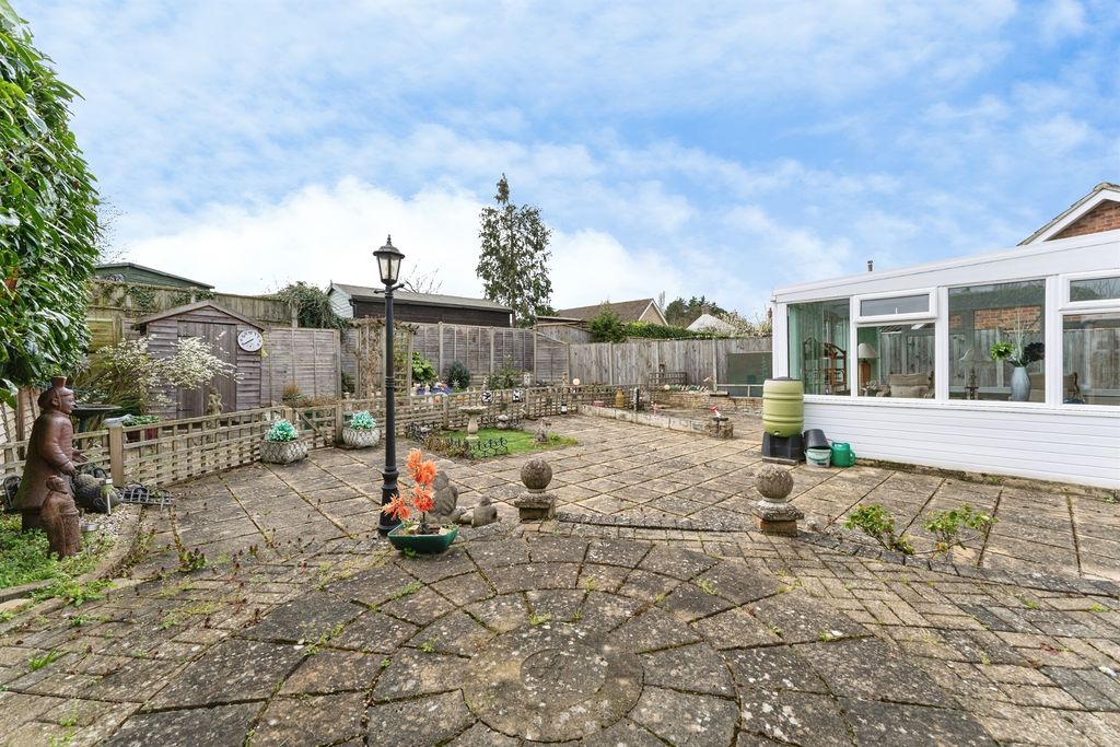 Additional image 14 of 3 bed detached bungalow for saleSt. Margarets Drive, Brandon IP27