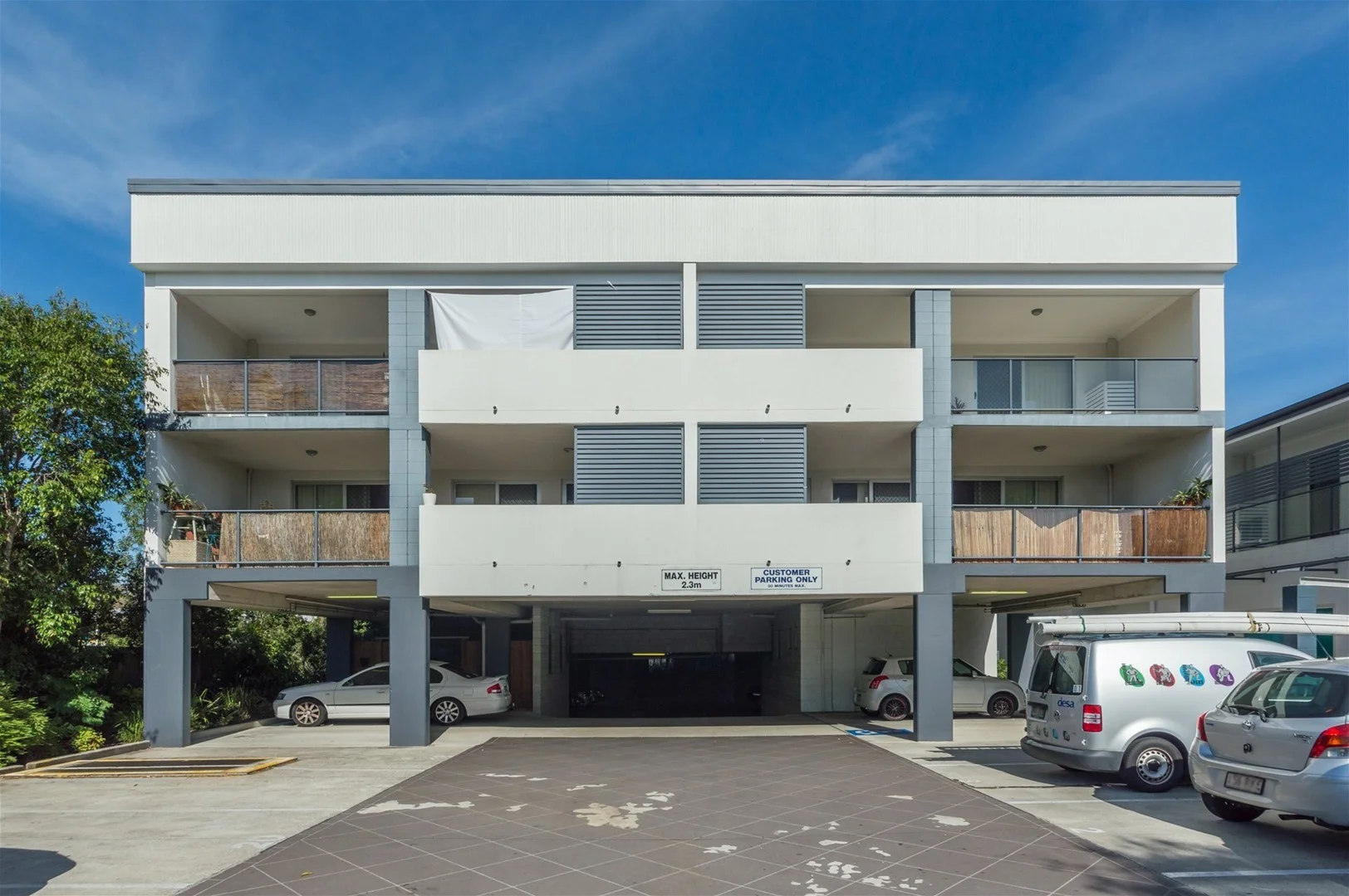 10/76 Old Cleveland Road, Greenslopes QLD 4120