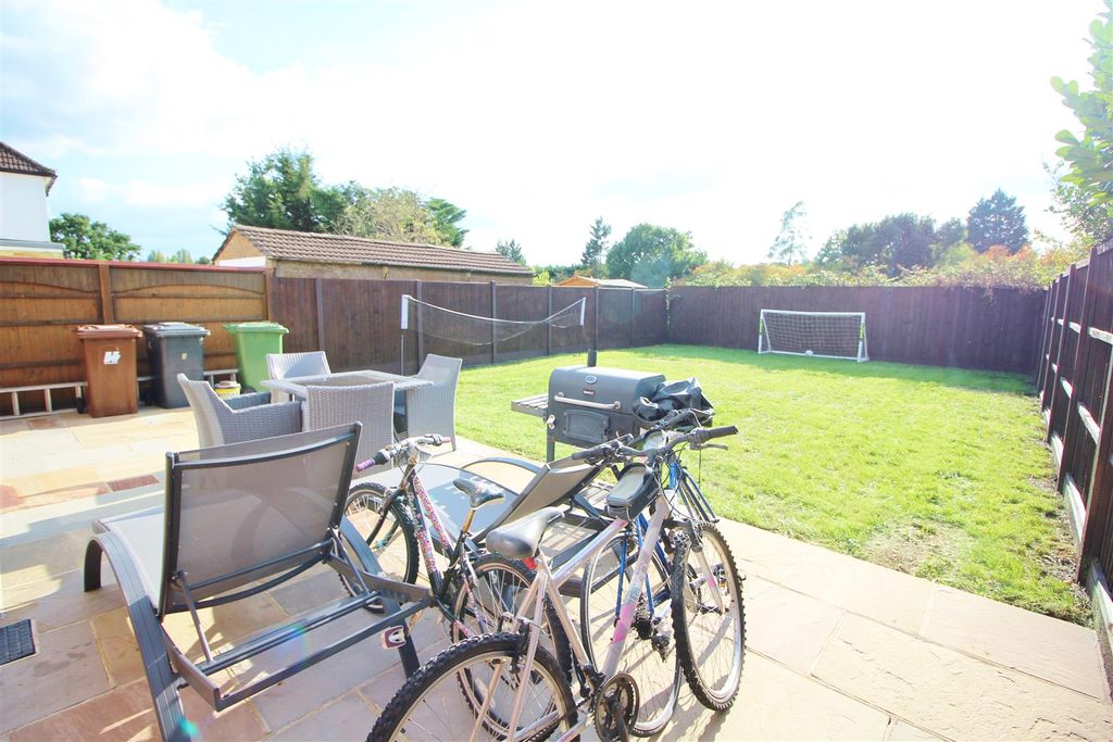 Additional image 19 of 4 bed semi-detached house for saleGables Avenue, Red Road, Borehamwood WD6