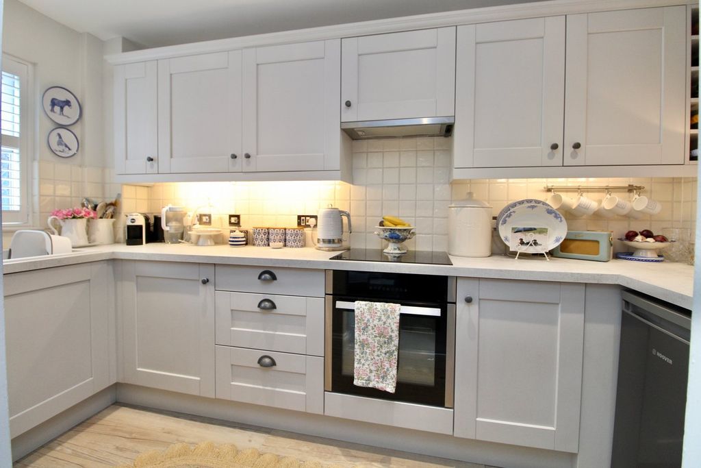 Additional image 3 of 1 bed property for saleSpartina Drive, Lymington SO41