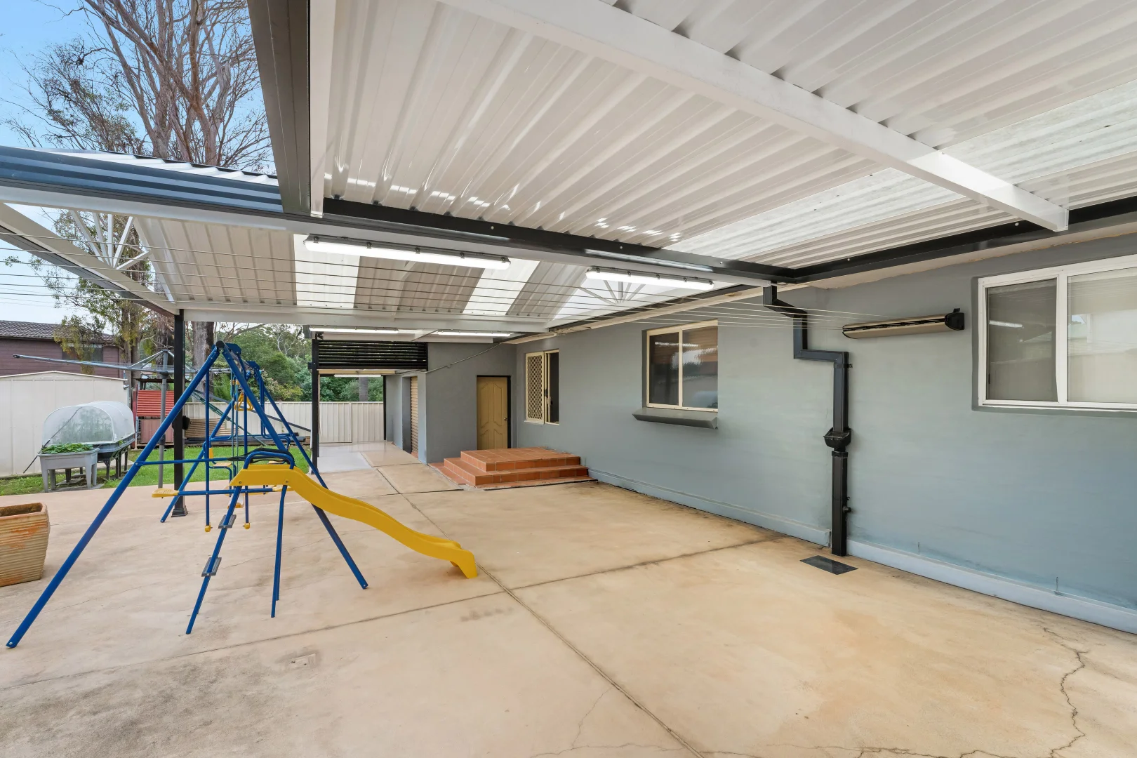 Additional image 14 of 2 Amber Close, Bossley Park NSW 2176