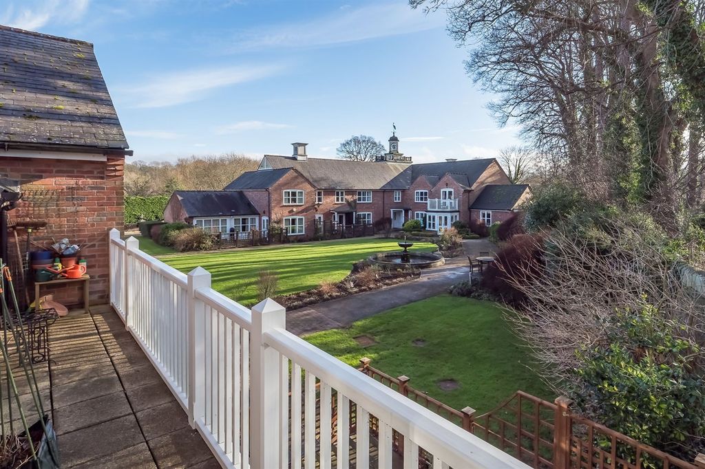 Additional image 4 of 2 bed flat for saleShirleys Drive, Prestbury SK10