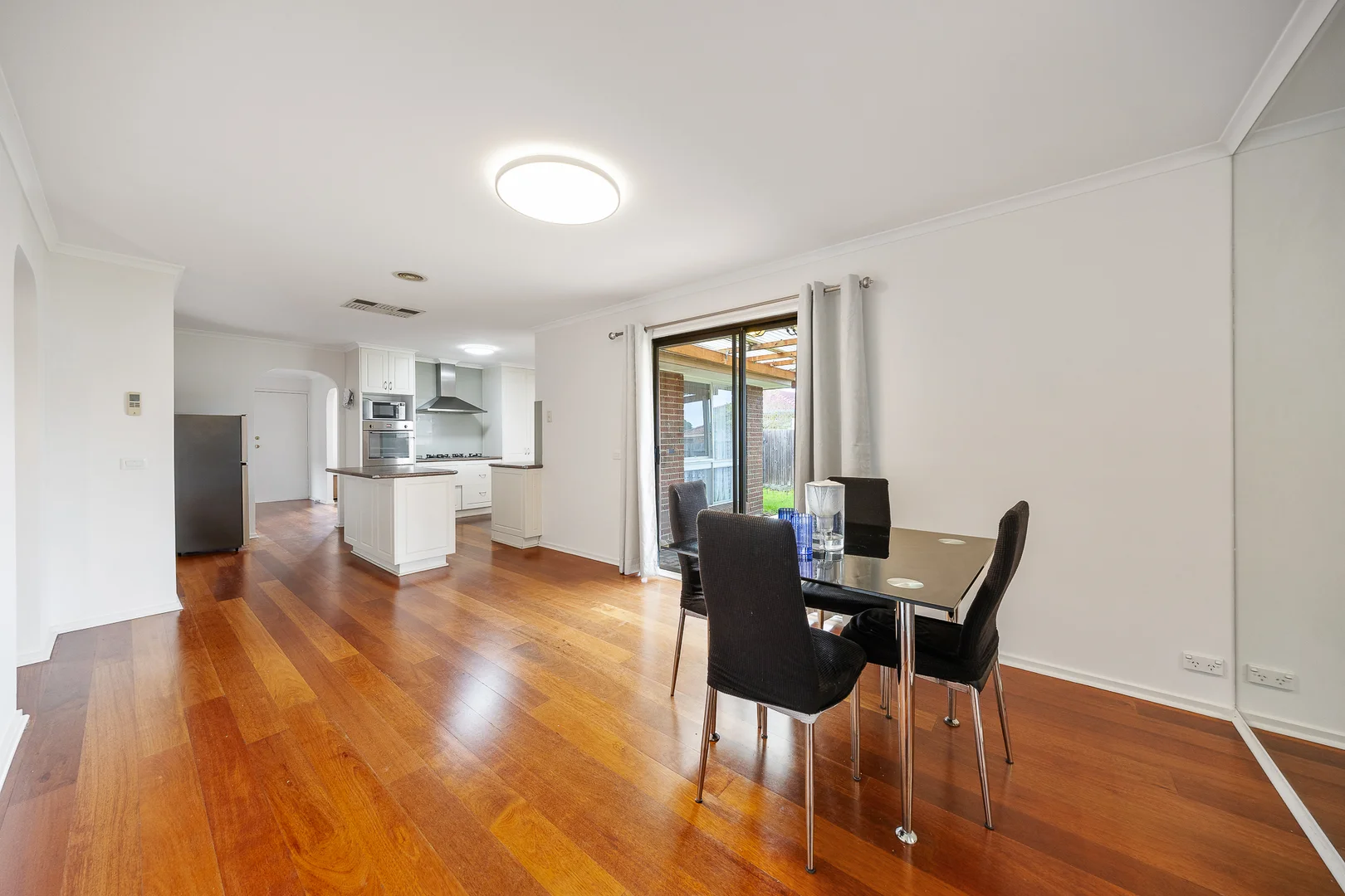 Additional image 5 of 453 Centre Road, Berwick VIC 3806