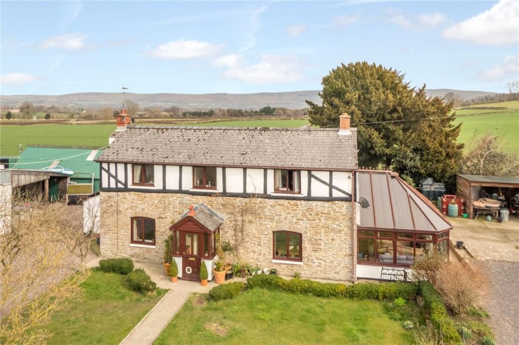 3 bed detached house for saleBishops Castle SY9