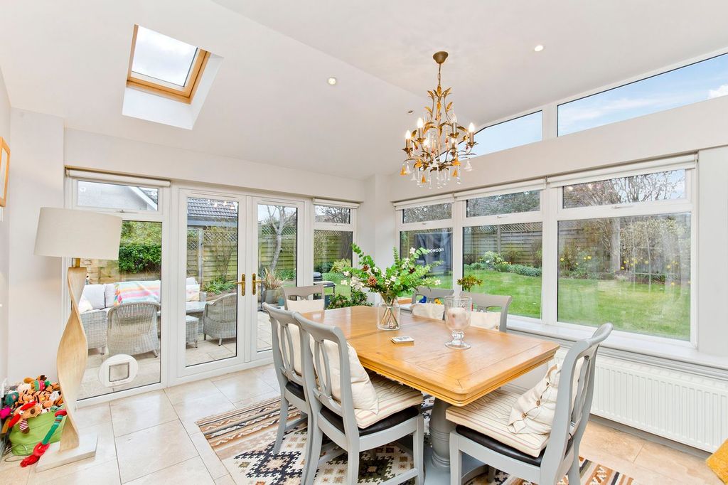 Additional image 3 of 4 bed semi-detached house for saleLawhead Road East, St Andrews KY16