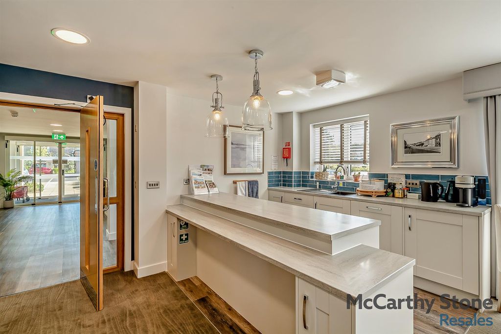 Additional image 12 of 1 bed flat for saleGordon Court, Flood Lane, Bridport DT6