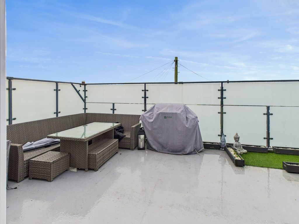 Additional image 3 of 2 bed flat for saleElmer Road, Elmer, West Sussex PO22
