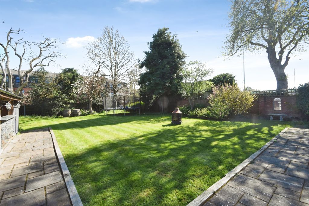 Additional image 24 of 6 bed detached house for saleSt. Peters Close, Braintree CM7