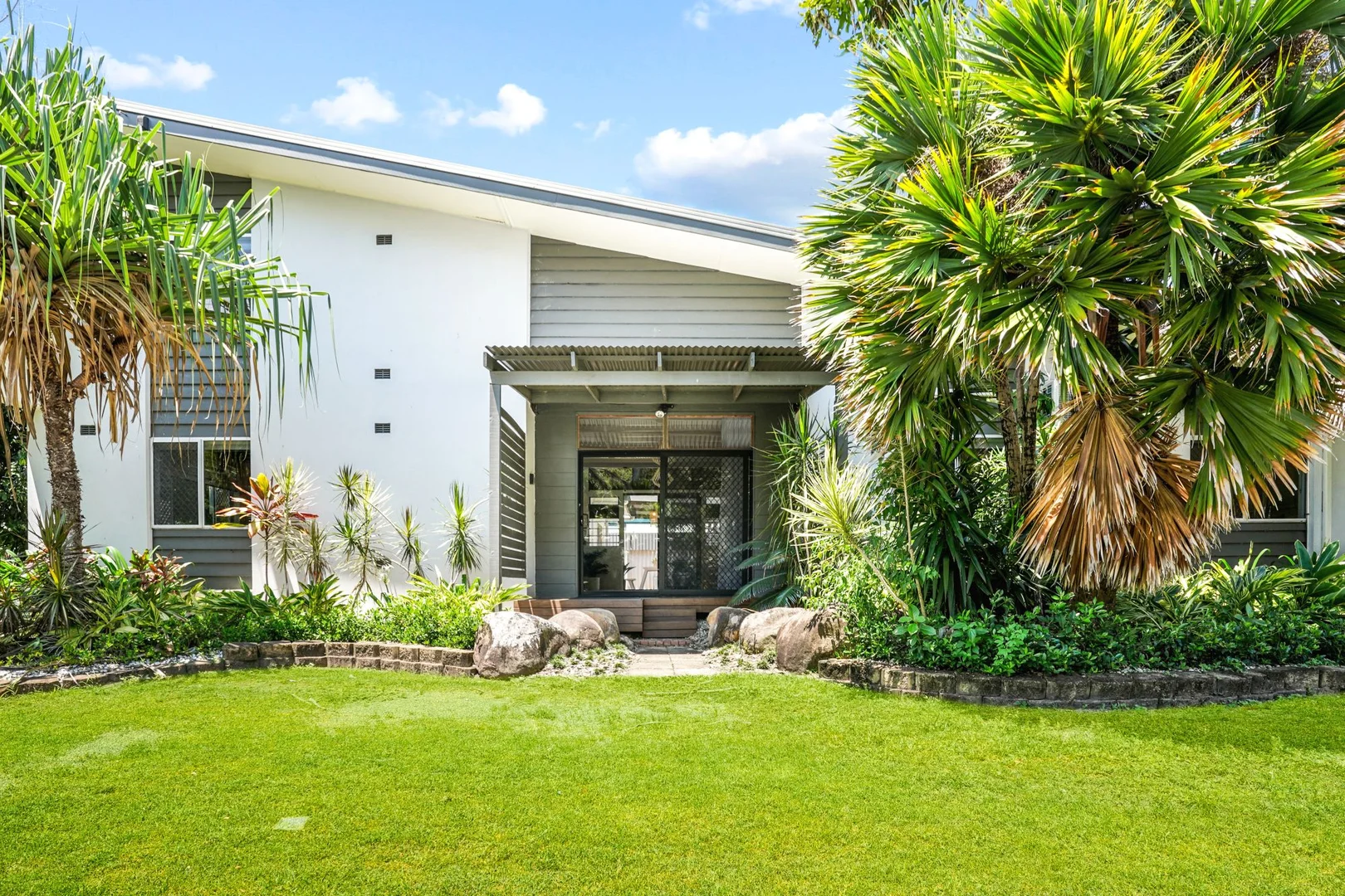 Additional image 23 of 26 Maple Street, Holloways Beach QLD 4878