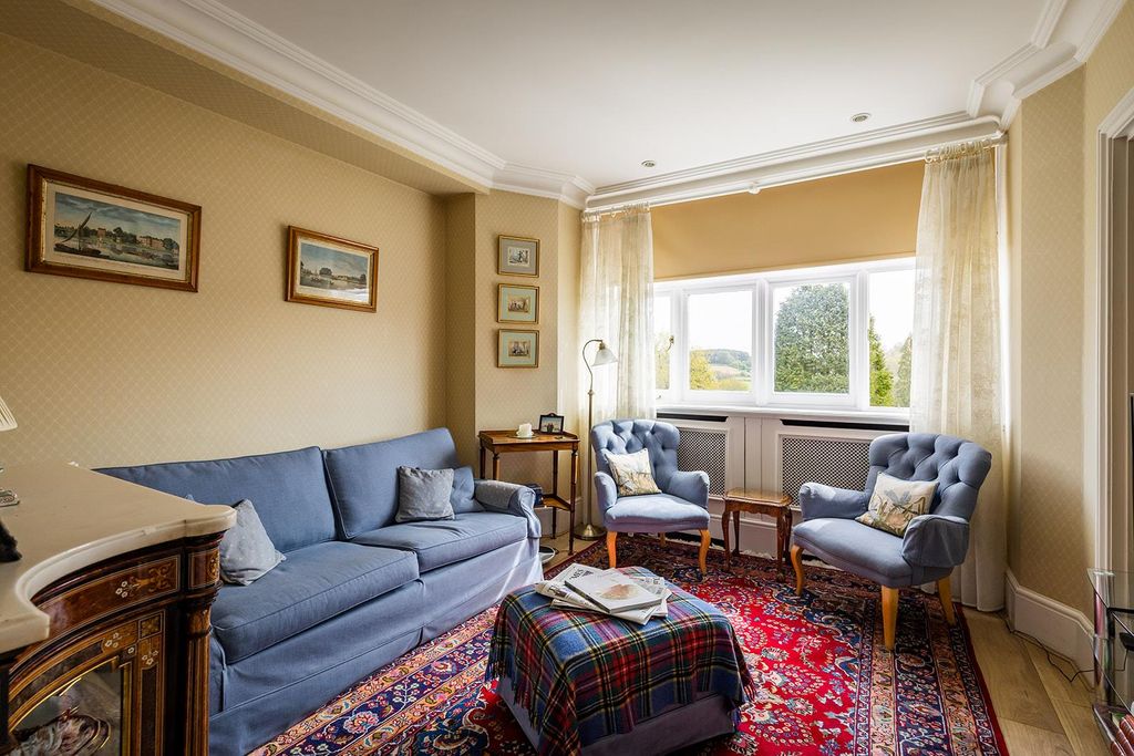 Additional image 10 of 3 bed flat for saleSnowdenham Hall, Snowdenham Lane Bramley, Guildford GU5